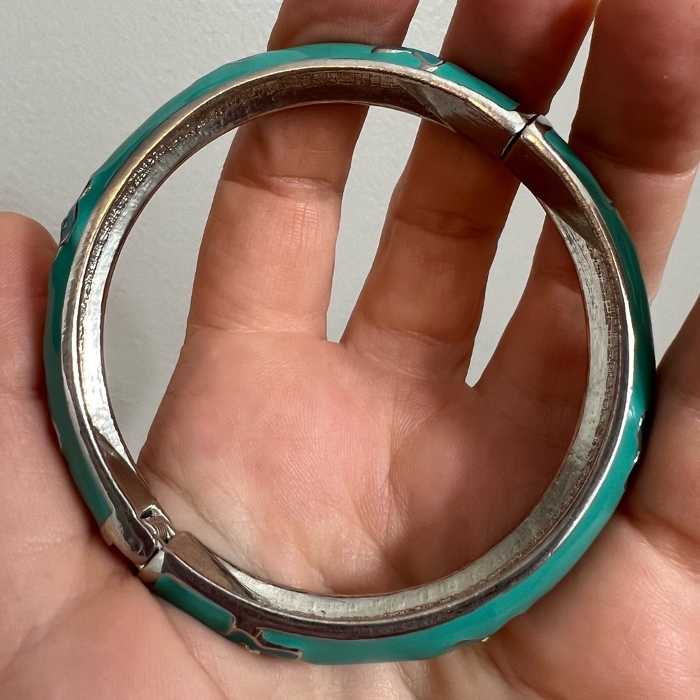 Enamel Spring Bracelet - Picture 5 of 16